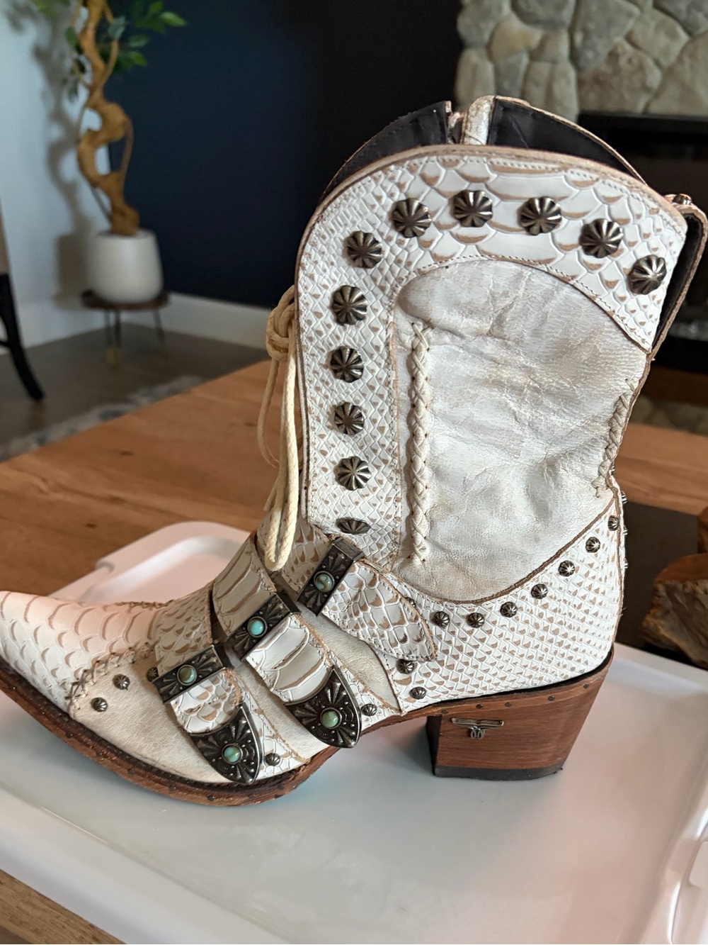 Ivory Studded Western Ankle Boot with Concho Strap Details size 10